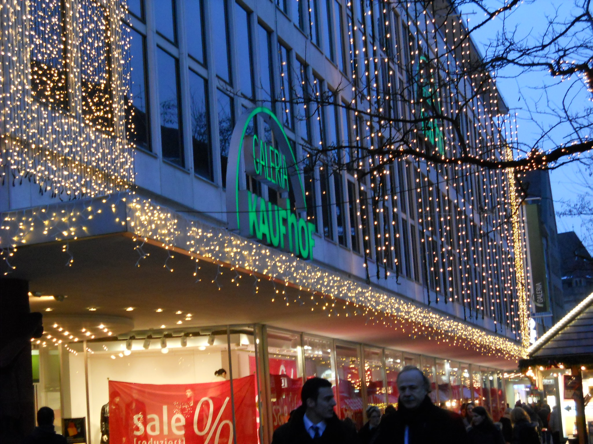 Galeria Kaufhof Nürnberg Lighttec GmbH Neuss Lighttec GmbH Neuss