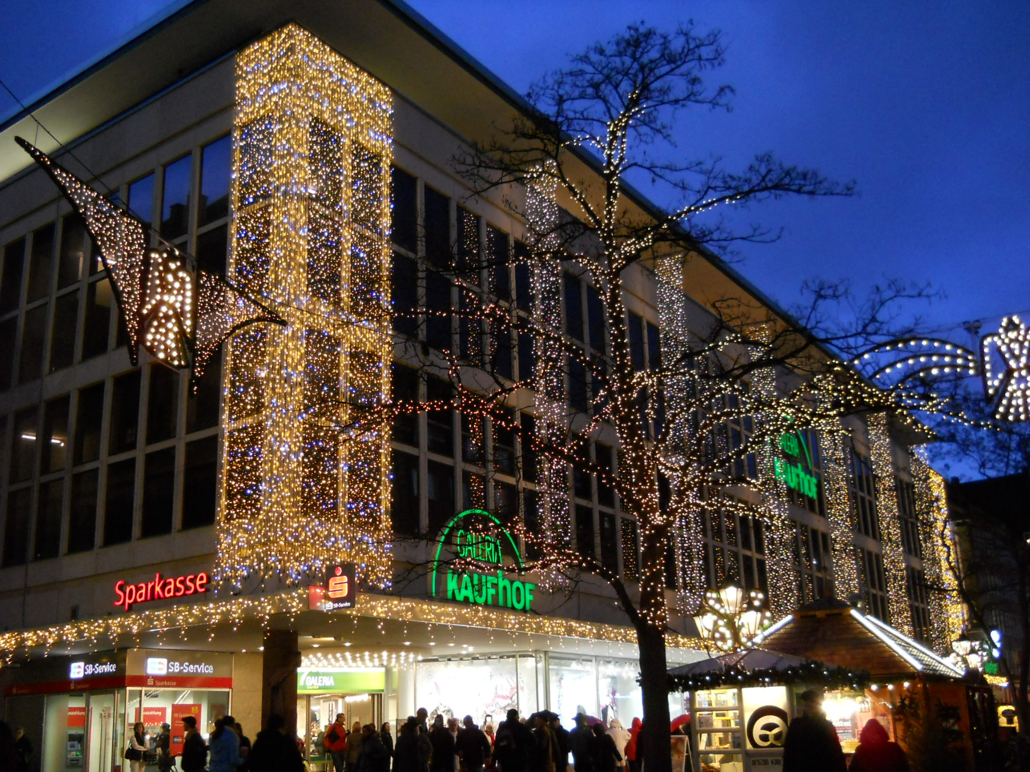 Galeria Kaufhof Nürnberg Lighttec GmbH Neuss Lighttec GmbH Neuss